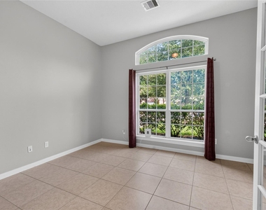18154 Williams Elm Drive - Photo Thumbnail 5