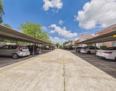 7950 N Stadium Drive - Photo Thumbnail 21