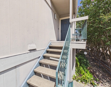 7950 N Stadium Drive - Photo Thumbnail 1