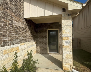 18528 Meadow Point Lane - Photo Thumbnail 25