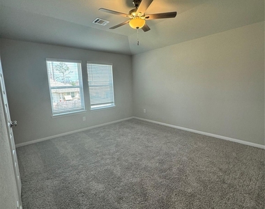 18528 Meadow Point Lane - Photo Thumbnail 23