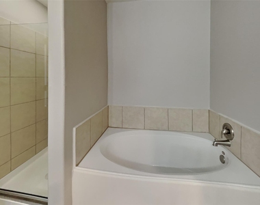 16716 Foursquare Drive - Photo Thumbnail 12