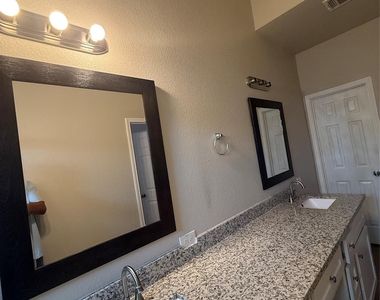 9720 Pelsey Street - Photo Thumbnail 11