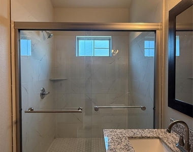9720 Pelsey Street - Photo Thumbnail 10