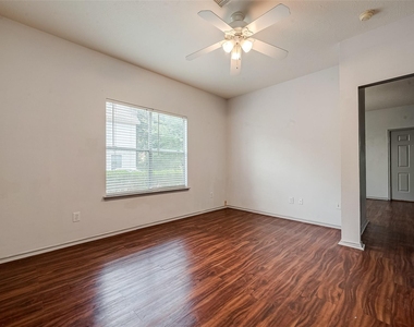 2810 Austin Street - Photo Thumbnail 18