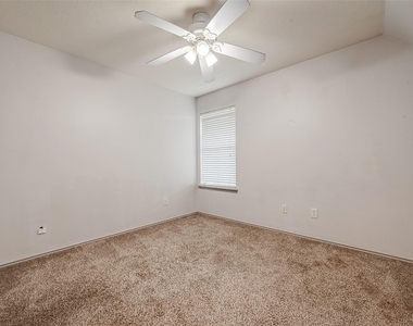 2810 Austin Street - Photo Thumbnail 26