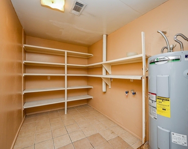 2667 Grand Canyon Drive - Photo Thumbnail 10