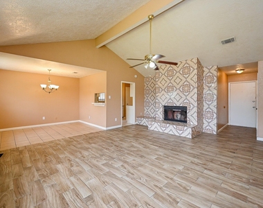 2667 Grand Canyon Drive - Photo Thumbnail 5