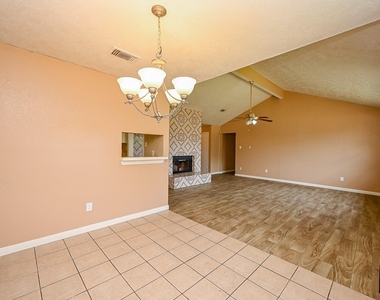 2667 Grand Canyon Drive - Photo Thumbnail 7