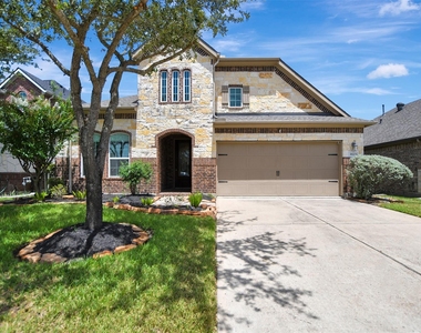 18226 Russett Green Drive - Photo Thumbnail 42