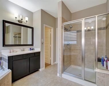 18226 Russett Green Drive - Photo Thumbnail 24