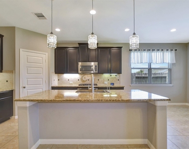 18226 Russett Green Drive - Photo Thumbnail 13
