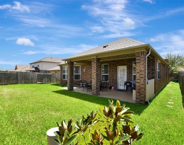 18226 Russett Green Drive - Photo Thumbnail 36