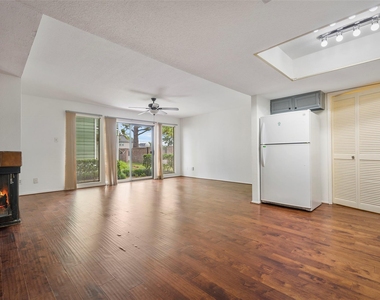 14777 Wunderlich Drive - Photo Thumbnail 11