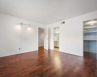 14777 Wunderlich Drive - Photo Thumbnail 5