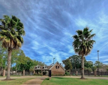 4626 Green Trail Drive - Photo Thumbnail 22