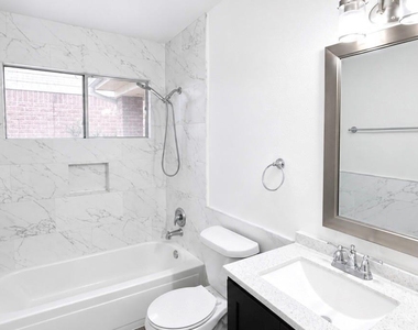 4626 Green Trail Drive - Photo Thumbnail 14