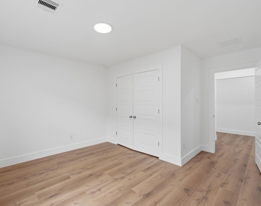 13146 Lake Conroe Bay Road - Photo Thumbnail 28