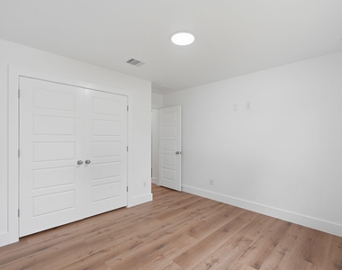 13146 Lake Conroe Bay Road - Photo Thumbnail 23