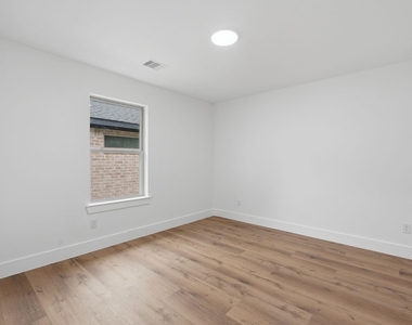 13146 Lake Conroe Bay Road - Photo Thumbnail 25