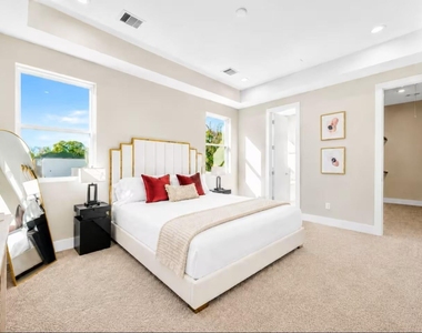 778 Paul Quinn Street - Photo Thumbnail 5