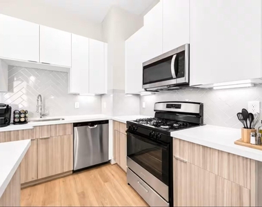 778 Paul Quinn Street - Photo Thumbnail 2