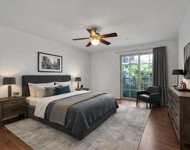 2216 Chenevert Street - Photo Thumbnail 5