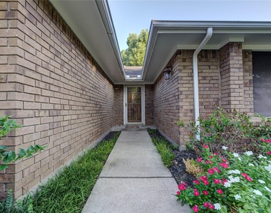 3322 Larkwood Lane - Photo Thumbnail 1