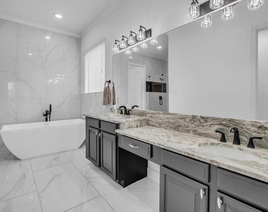 15 Winterhaven Lane - Photo Thumbnail 24