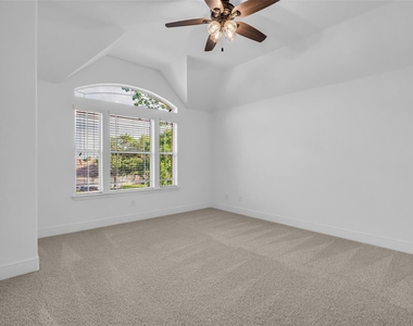 15 Winterhaven Lane - Photo Thumbnail 35
