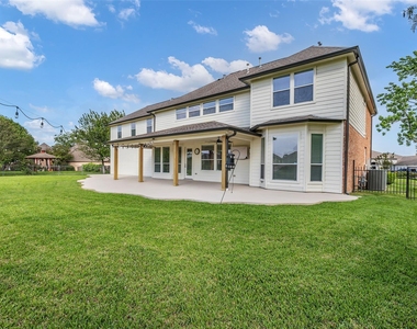 15 Winterhaven Lane - Photo Thumbnail 42