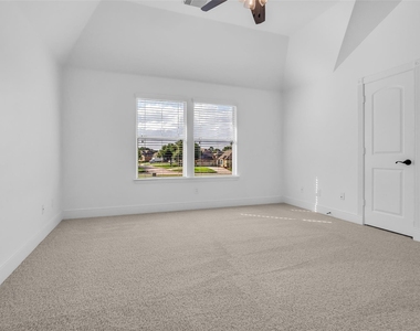 15 Winterhaven Lane - Photo Thumbnail 37