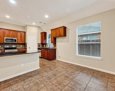 24222 Lake Path Circle - Photo Thumbnail 25