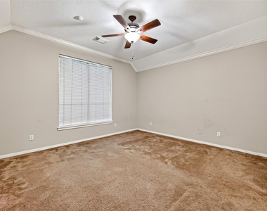 24222 Lake Path Circle - Photo Thumbnail 40
