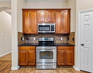 24222 Lake Path Circle - Photo Thumbnail 18