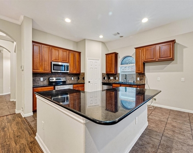 24222 Lake Path Circle - Photo Thumbnail 13
