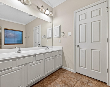 24222 Lake Path Circle - Photo Thumbnail 39