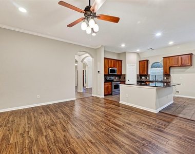 24222 Lake Path Circle - Photo Thumbnail 10