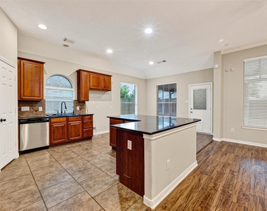 24222 Lake Path Circle - Photo Thumbnail 16