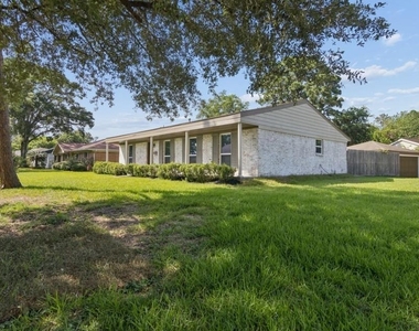6022 Beaudry Drive - Photo Thumbnail 25