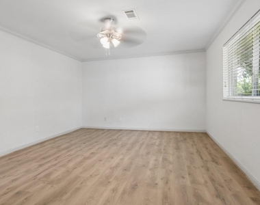 6022 Beaudry Drive - Photo Thumbnail 19