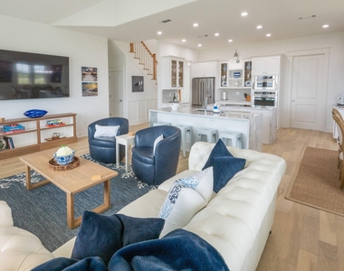 18414 Indian Beach Ct - Photo Thumbnail 9