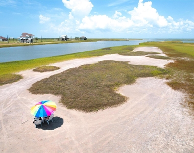 18414 Indian Beach Ct - Photo Thumbnail 35