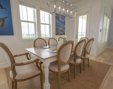 18414 Indian Beach Ct - Photo Thumbnail 12