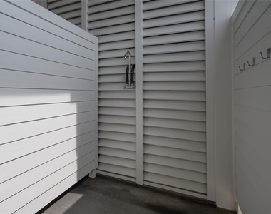 18414 Indian Beach Ct - Photo Thumbnail 29