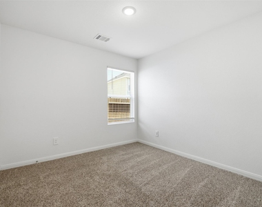 16467 Jasmine Marie Place - Photo Thumbnail 8