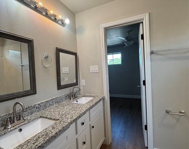 9722 Pelsey Street - Photo Thumbnail 18