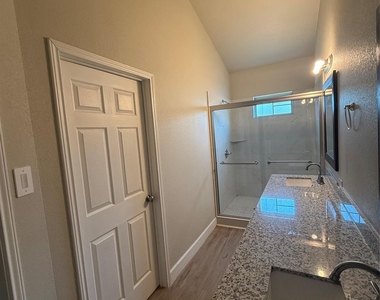 9722 Pelsey Street - Photo Thumbnail 12