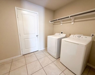 29007 Jacobs River Dr - Photo Thumbnail 13