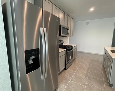 28939 Lupo River Court - Photo Thumbnail 9